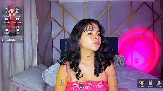  vaiolet owo online show from February 9, 5:49 am