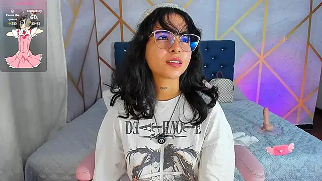  vaiolet owo online show from January 10, 6:20 am