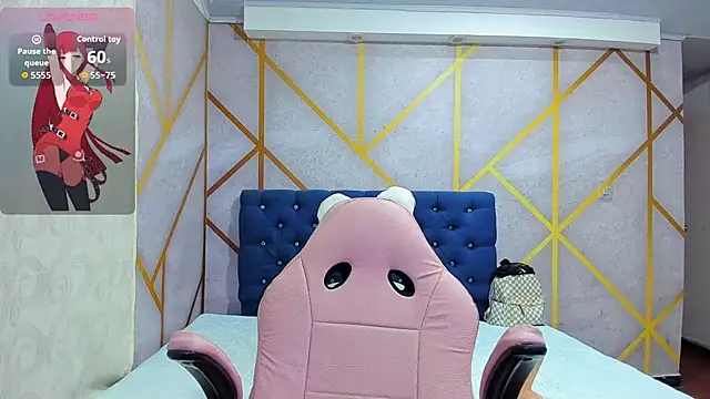  vaiolet owo online show from February 6, 5:36 am