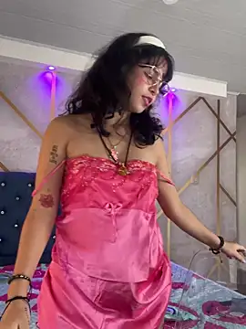  vaiolet owo online show from November 28, 6:08 pm