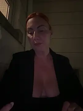 pervimilf online show from June 10, 10:44 pm