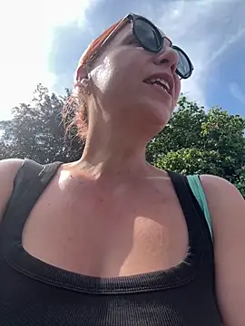pervimilf online show from May 28, 8:33 am