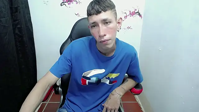 Im anderson01 online show from November 6, 2:43 pm