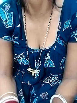 Snapshot of Ragini-hot chatting on November 12, 10:41 am Ragini-hot online show from November 12, 10:41 am