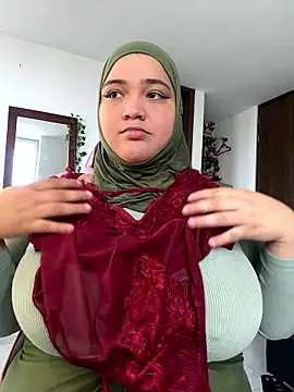 sweetmuslim01 online show from January 18, 5:05 pm