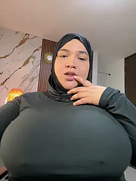 sweetmuslim01 online show from June 15, 11:59 pm