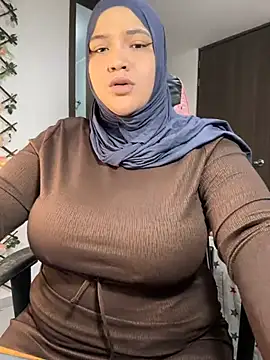 Snapshot of sweetmuslim01 chatting on March 16, 4:20 am sweetmuslim01 online show from March 16, 4:20 am