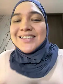 sweetmuslim01 online show from June 21, 12:38 am