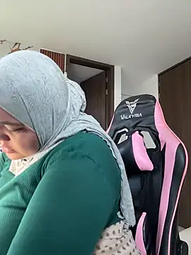 sweetmuslim01 online show from May 24, 9:26 pm