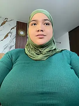 sweetmuslim01 online show from July 3, 8:15 pm