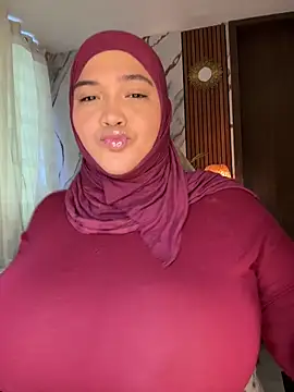 sweetmuslim01 online show from April 14, 10:37 pm