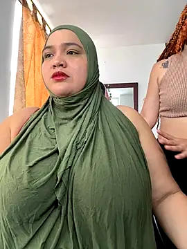 Snapshot of sweetmuslim01 chatting on November 3, 4:54 pm sweetmuslim01 online show from November 3, 4:54 pm