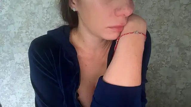 Angelinaa19 online show from April 21, 8:32 am