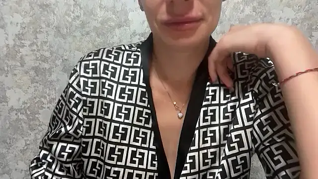 Angelinaa19 online show from March 19, 8:09 pm