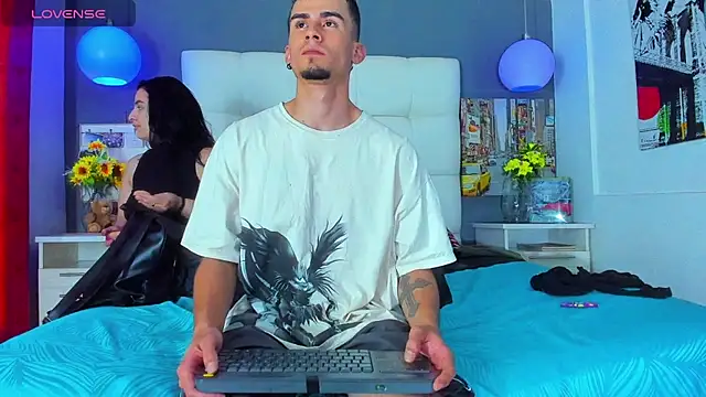 Sharon Tyga20 online show from November 21, 8:08 pm