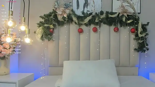 EmilyMiller 22 online show from November 23, 12:37 pm