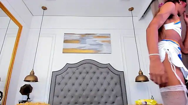 RosaliaMontero online show from April 15, 8:20 pm