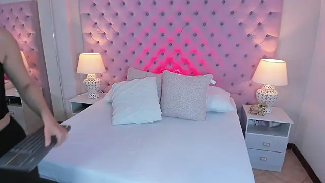 GabyQueens online show from January 13, 1:59 pm