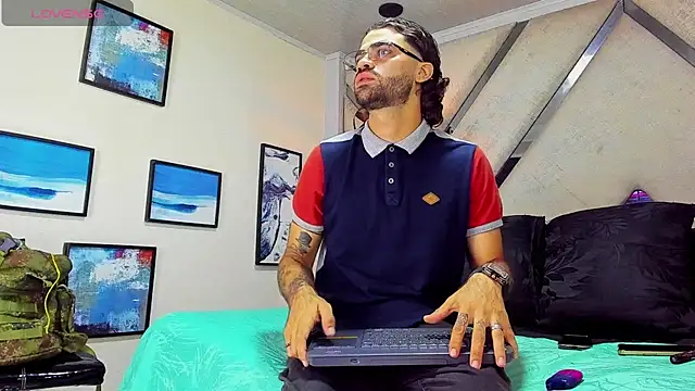 Sophia Ostin69 online show from December 2, 4:03 am