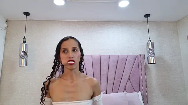 Snapshot of EimySanchez chatting on July 2, 7:09 pm EimySanchez online show from July 2, 7:09 pm