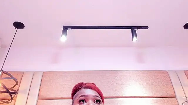 BrendaFernandez  online show from February 26, 1:55 pm