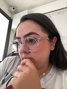 Snapshot of cleo_wale_ chatting on November 8, 4:32 pm cleo wale online show from November 8, 4:32 pm