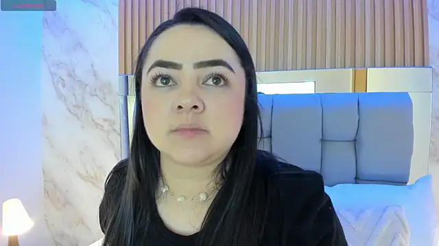 Snapshot of cleo_wale_ chatting on November 21, 9:14 pm cleo wale online show from November 21, 9:14 pm