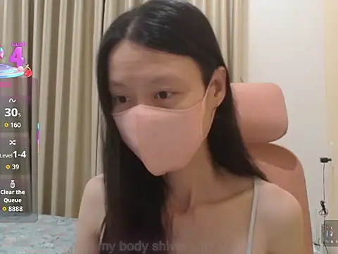 Snapshot of Lil-Cherries chatting on November 8, 3:26 pm Lil-Cherries online show from November 8, 3:26 pm