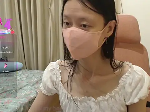 Lil-Cherries online show from December 17, 12:21 pm