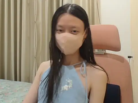 Lil-Cherries online show from February 24, 11:55 am