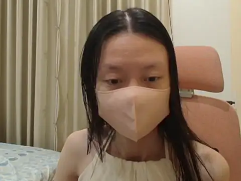 Lil-Cherries online show from March 22, 2:07 pm