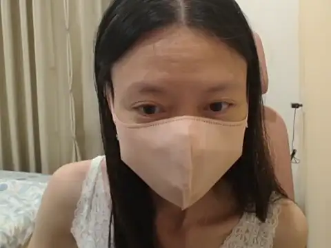 Lil-Cherries online show from March 17, 11:13 am