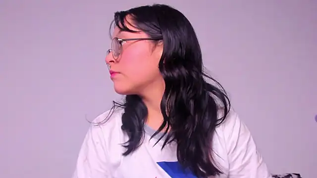 amy  a online show from February 7, 6:21 am