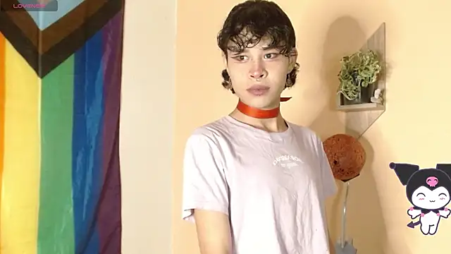 Snapshot of nicolai_a chatting on November 11, 1:28 pm nicolai a online show from November 11, 1:28 pm