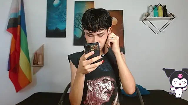 nicolai a online show from April 12, 3:04 pm