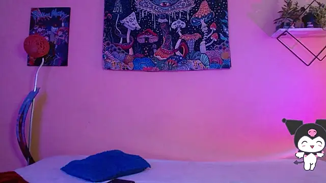 nicolai a online show from January 12, 1:18 pm