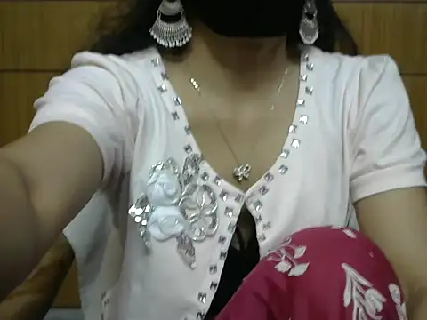 Snapshot of Fairy_Pie chatting on July 7, 8:12 pm Fairy Pie online show from July 7, 8:12 pm