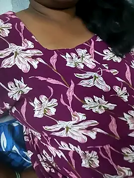 Snapshot of Rathi_telugu_couple chatting on November 29, 3:45 pm Rathi telugu couple online show from November 29, 3:45 pm