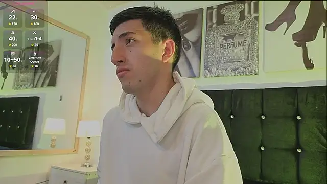 Un Sluttyy online show from March 11, 11:37 am