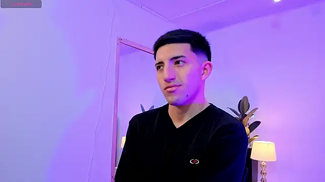 Un Sluttyy online show from January 15, 11:57 am