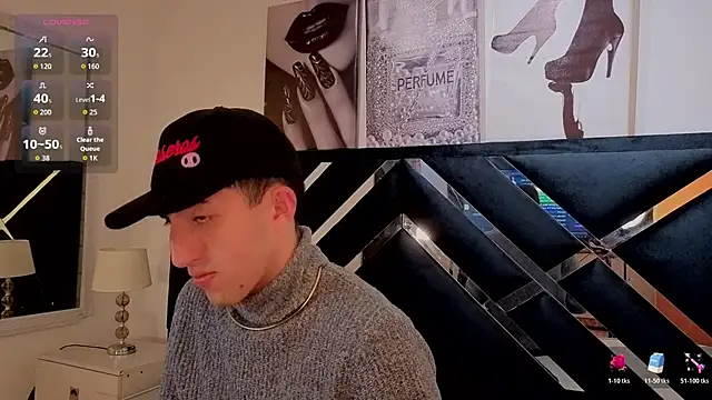 Un Sluttyy online show from April 7, 11:12 am