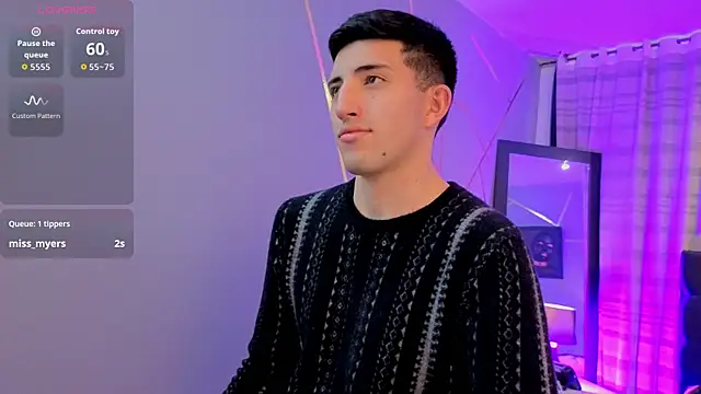 Un Sluttyy online show from November 25, 3:45 pm