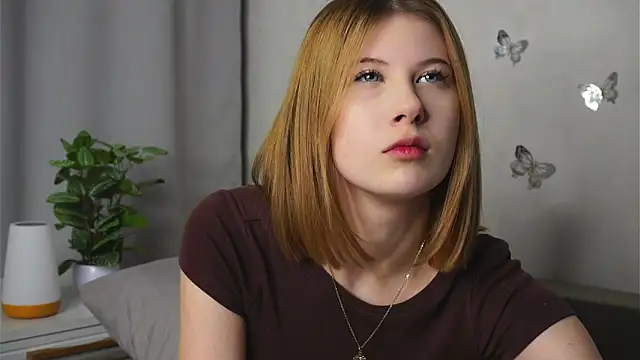 YvonneBou online show from November 24, 7:14 pm