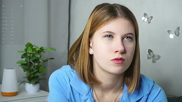 YvonneBou online show from November 25, 7:58 pm