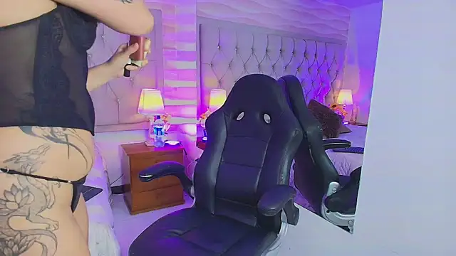 Liathompson FG online show from February 12, 7:57 pm