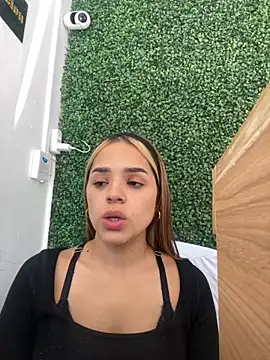 Sara  Secret online show from November 21, 8:41 pm