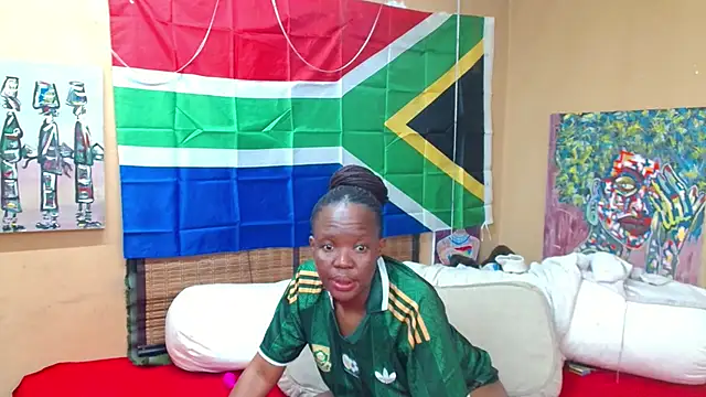 Snapshot of SexyDynamitexxx chatting on June 28, 6:25 pm SexyDynamitexxx online show from June 28, 6:25 pm