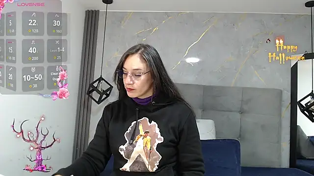 Snapshot of Saammy_3 chatting on November 8, 1:47 pm Saammy 3 online show from November 8, 1:47 pm