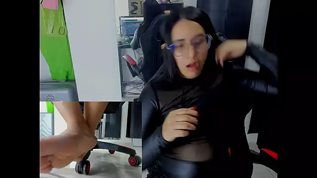 queen findom1 online show from December 14, 2:51 am