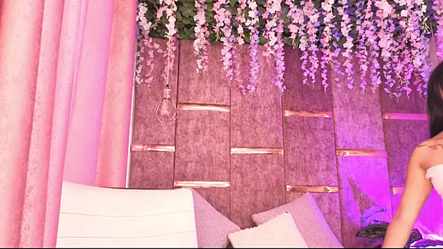 AuroraLanee  online show from November 26, 7:36 pm